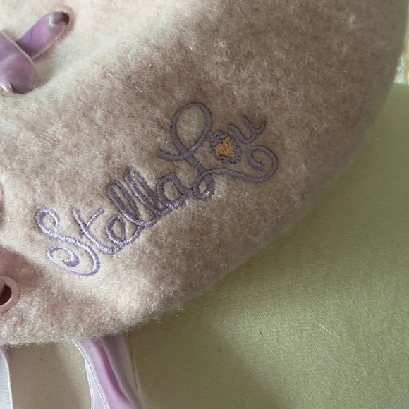 Stella Lou Disneyland Tokyo beret - Picture 3 of 4